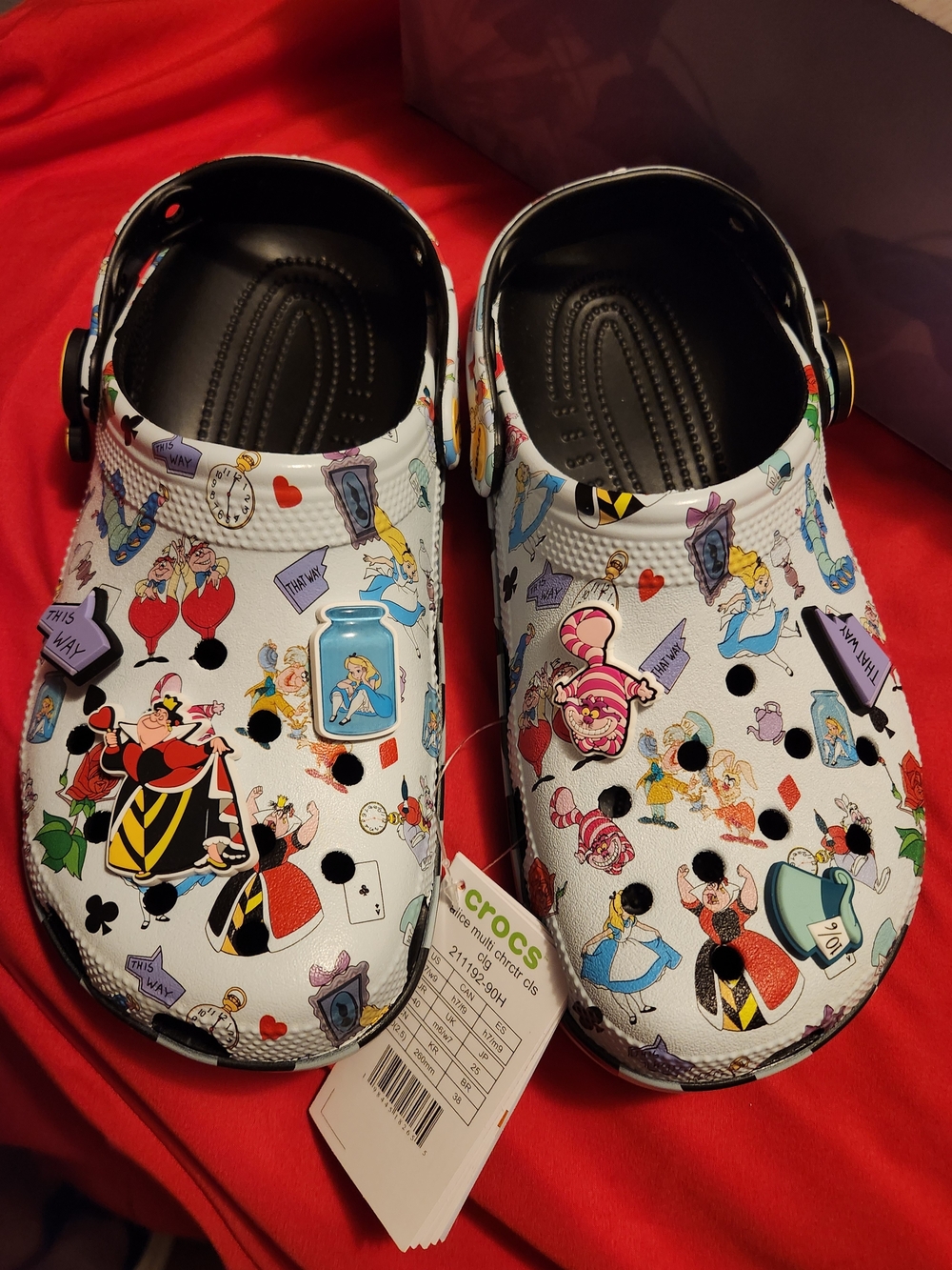 CROCS White Alice in Wonderland Print Classic Clog